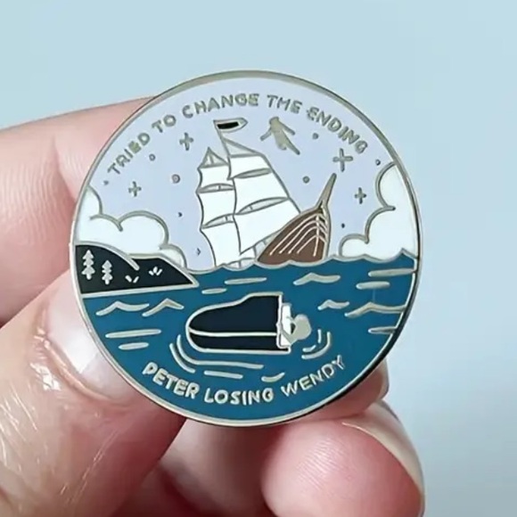 ‘CARDIGAN’ PETER LOSING WENDY TAYLOR SWIFT PIN - Picture 4 of 11